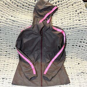 Lululemon The Drizz Lightweight Rain Jacket in Black Cherry Size 4
